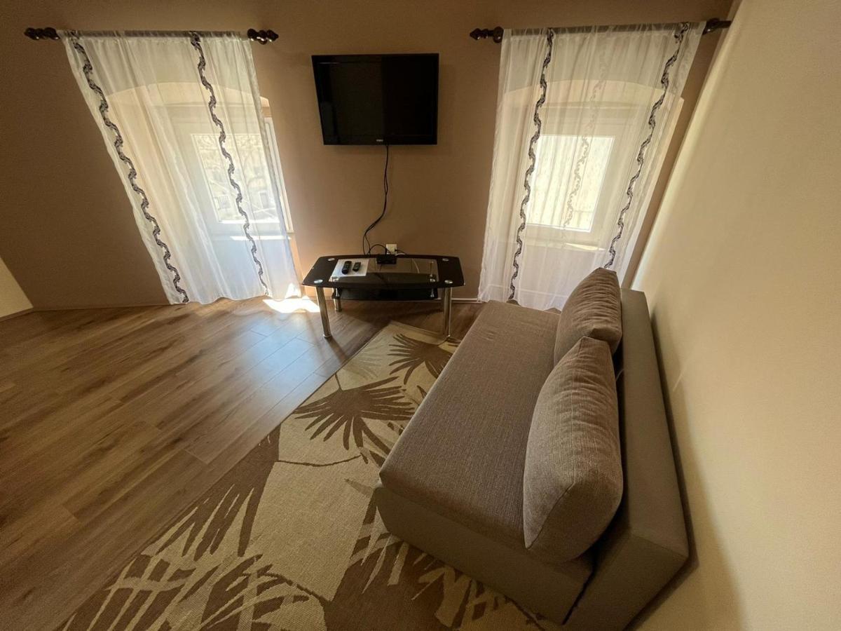 Old Town Apartment เมดูลิน ภายนอก รูปภาพ
