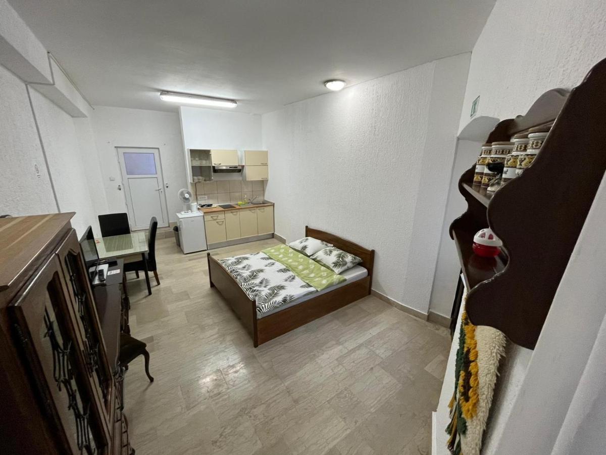 Old Town Apartment เมดูลิน ภายนอก รูปภาพ